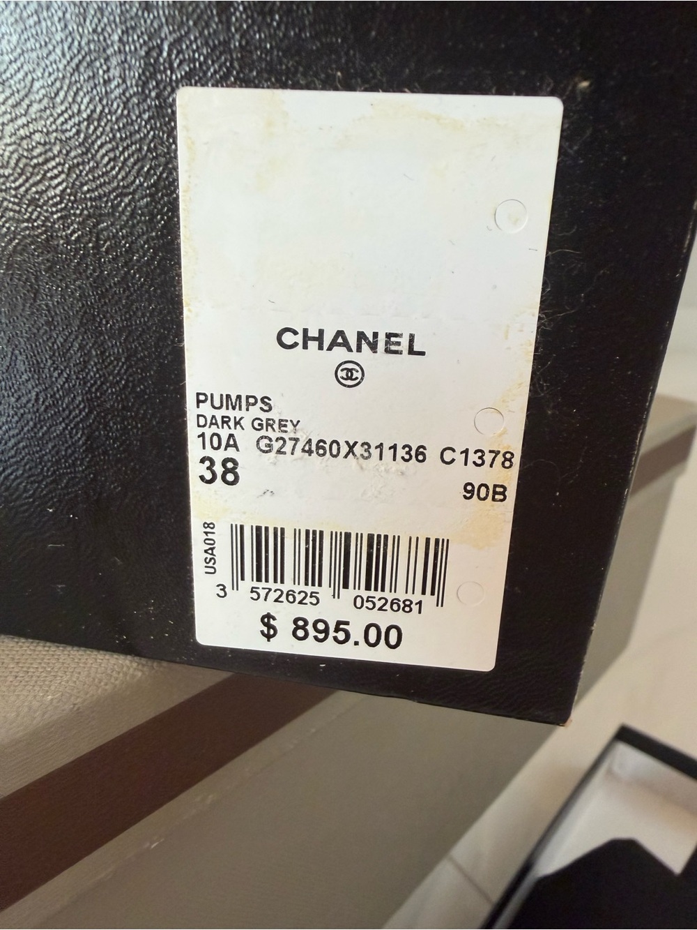 CHANEL Two-Tone Patent Leather Pumps in Gray and Black‎ - Picture 8 of 8